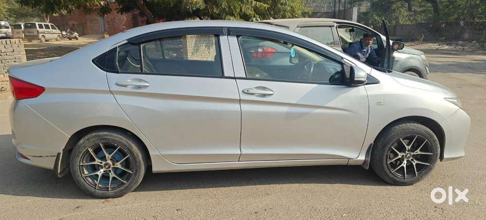 Honda City 2014 Cng & Hybrids Good Condition