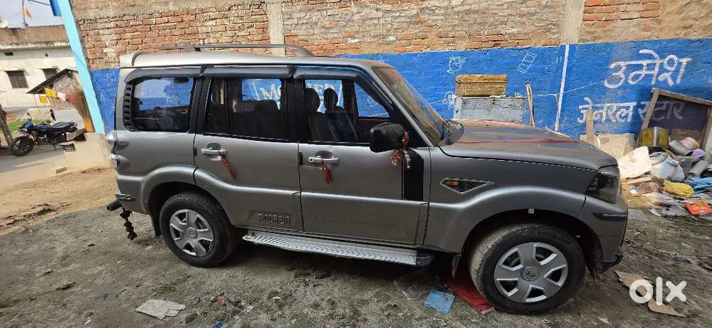 Mahindra Scorpio Diesel 2016 Variant