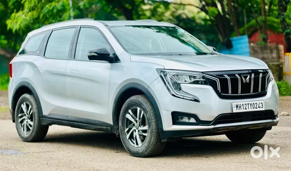 Mahindra Xuv700 2.0 Ax 5 Petrol Mt Str, 2021, Petrol