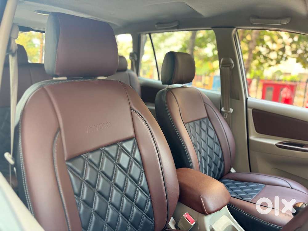 Toyota Innova 2.5 V 8 Str, 2015, Diesel