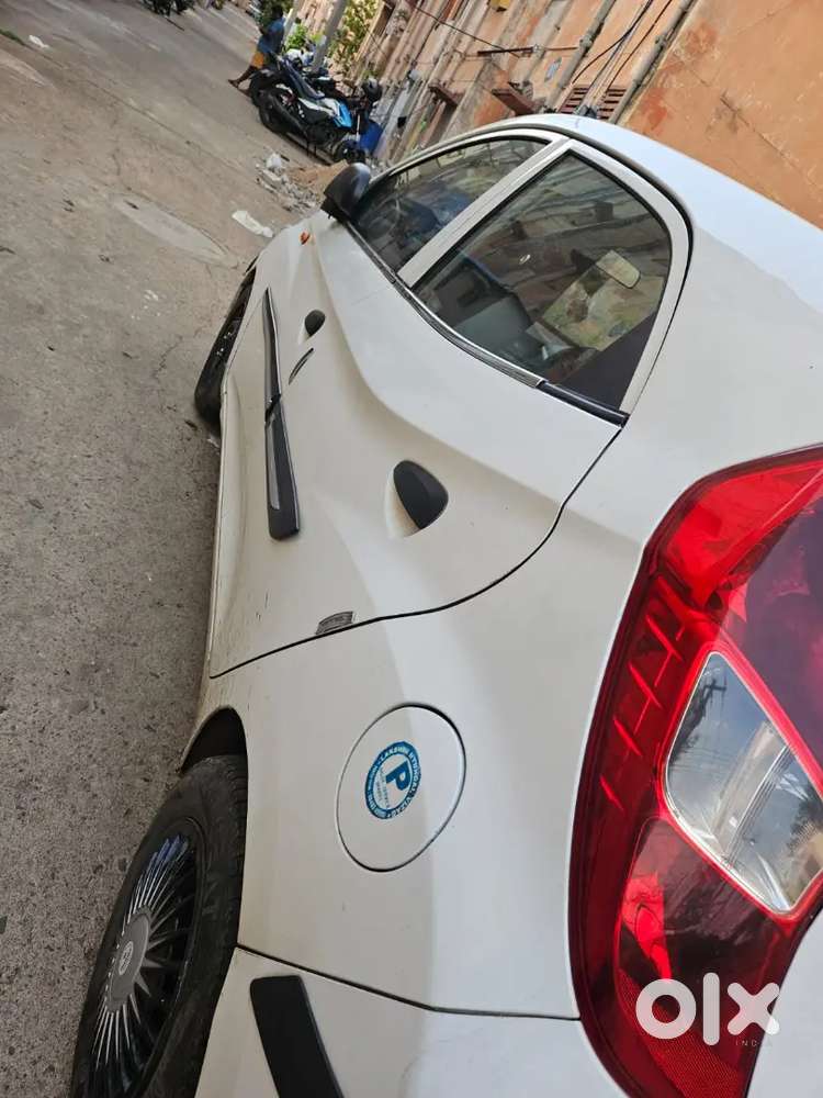 Hyundai Eon 2016 Petrol Well Maintained