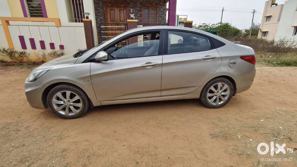 Hyundai Verna Good Condition Less Driven Showroom History
