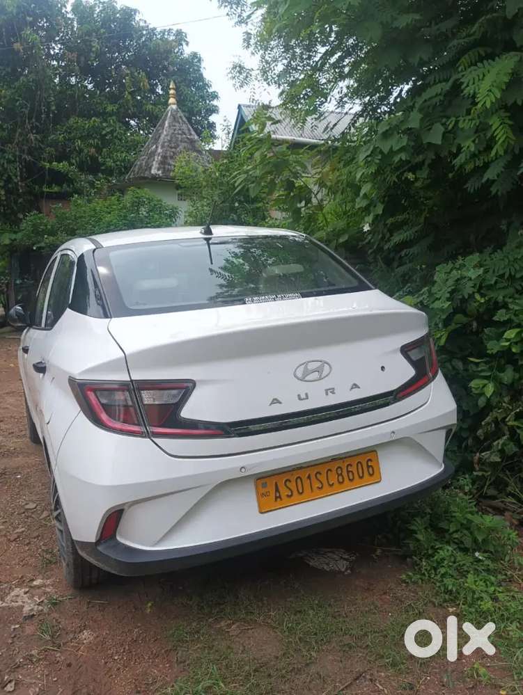 Hyundai Aura 1.2 Petrol 2024