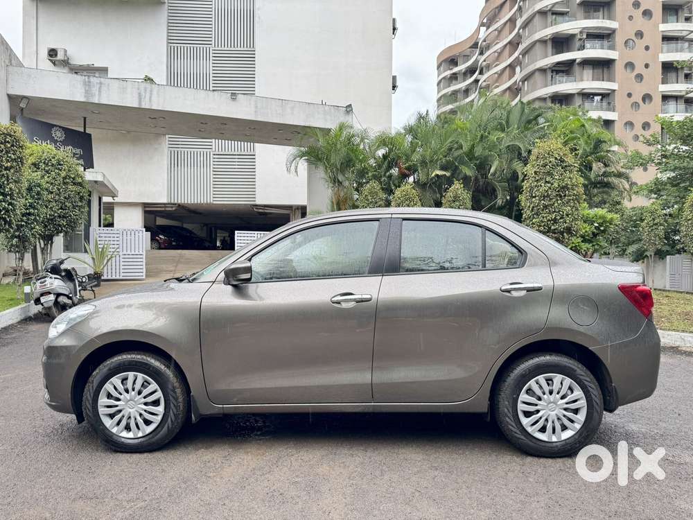 Maruti Suzuki Swift Dzire Vxi(o) Amt, 2022, Petrol