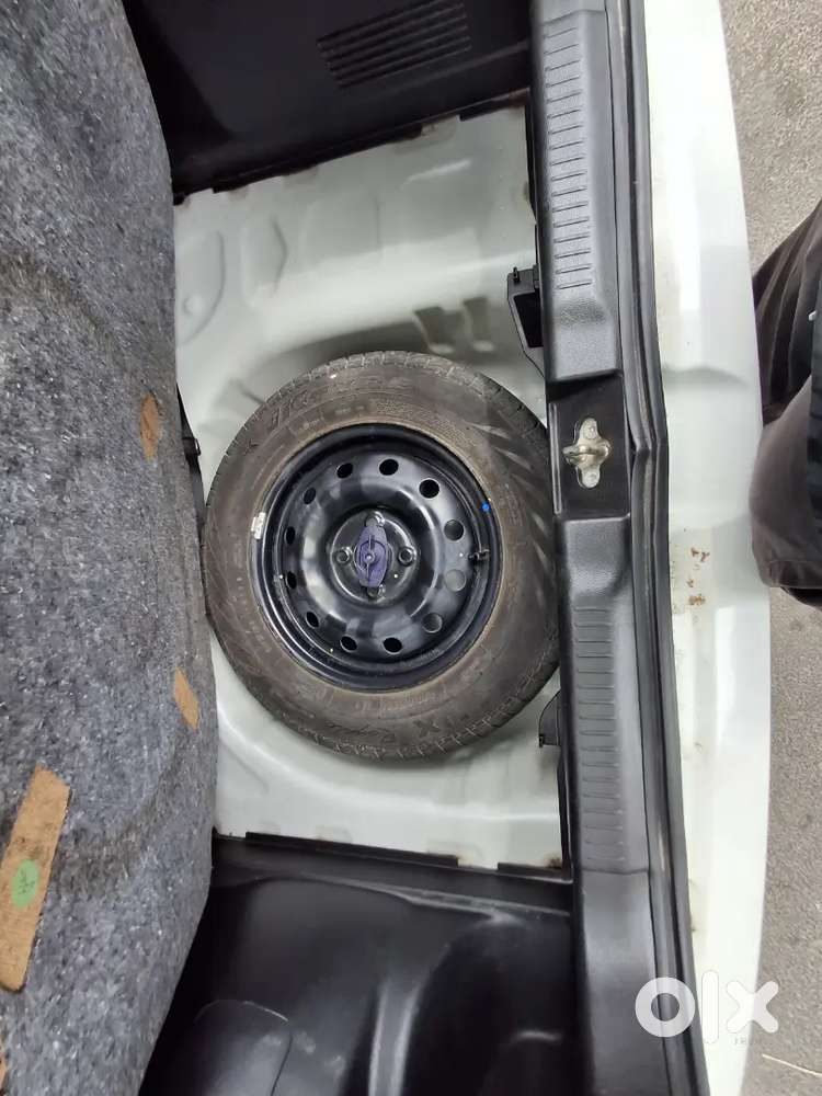 Maruti Suzuki Swift 2022 Petrol 33000 Km Driven