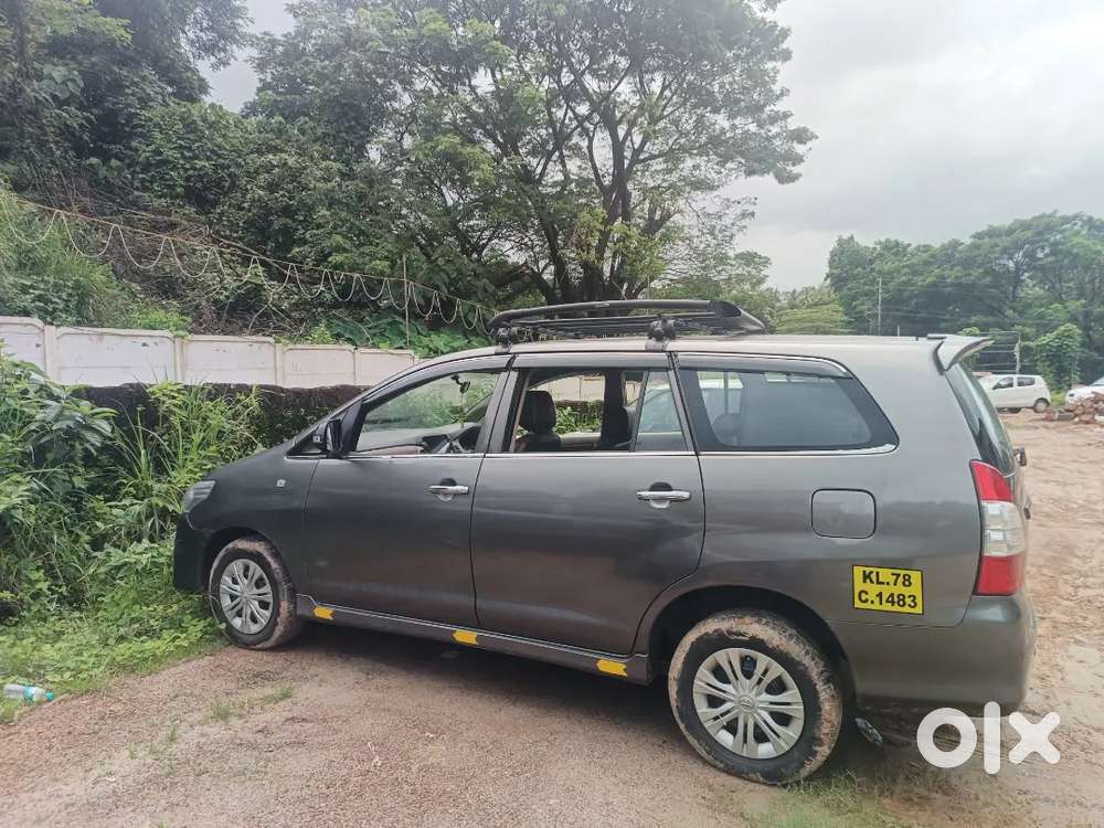 Toyota Innova 2012 Diesel 7 Str