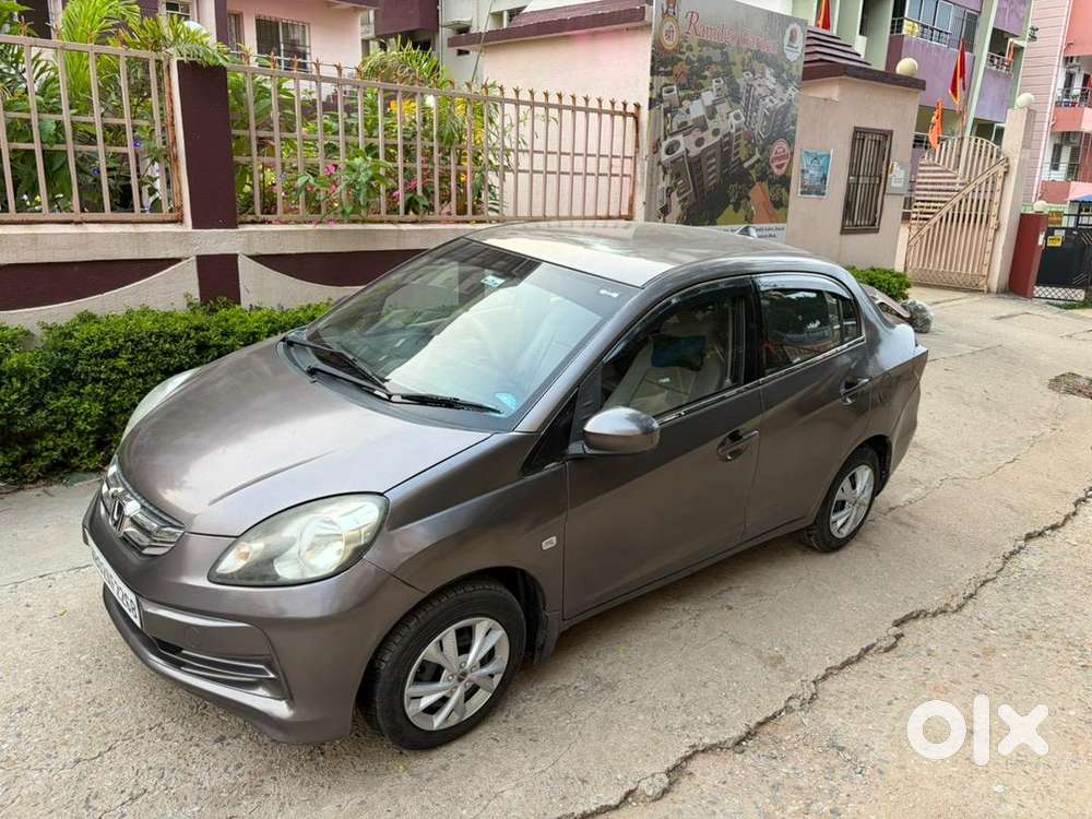 Honda Amaze 2015 Diesel Well Maintained