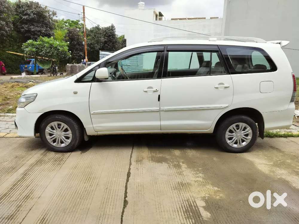 Toyota Innova 2. 5g