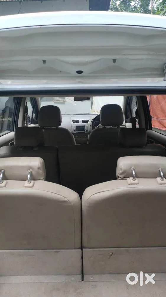 Maruti Ertiga Vxi 2016 Petrol, Low Km, 4 New Tyres, Alloy Wheels