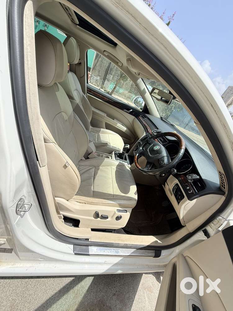 Skoda Superb [2012-2014] 1.8 Tsi Elegance Mt, 2012, Petrol