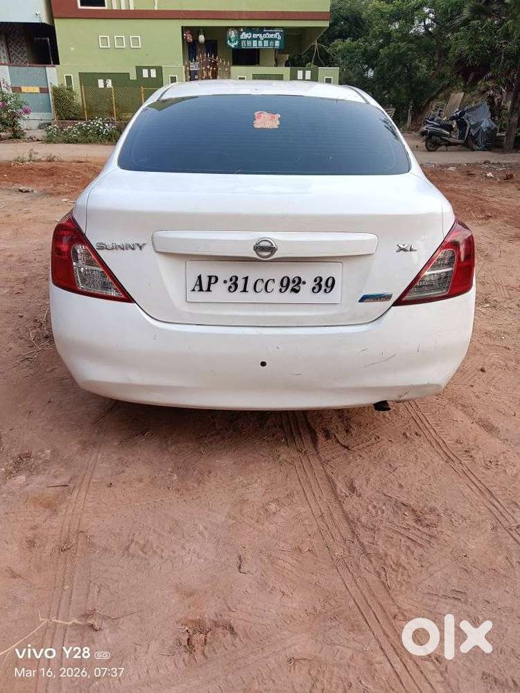 Nissan Sunny Diesel Xl, 2012