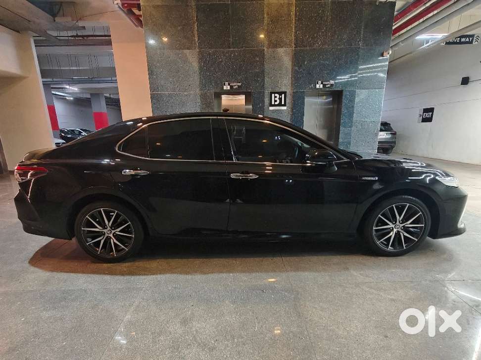 Toyota Camry Hybrid, 2024, Petrol