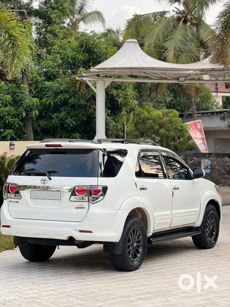 Toyota Fortuner 2016 Diesel Well Maintained