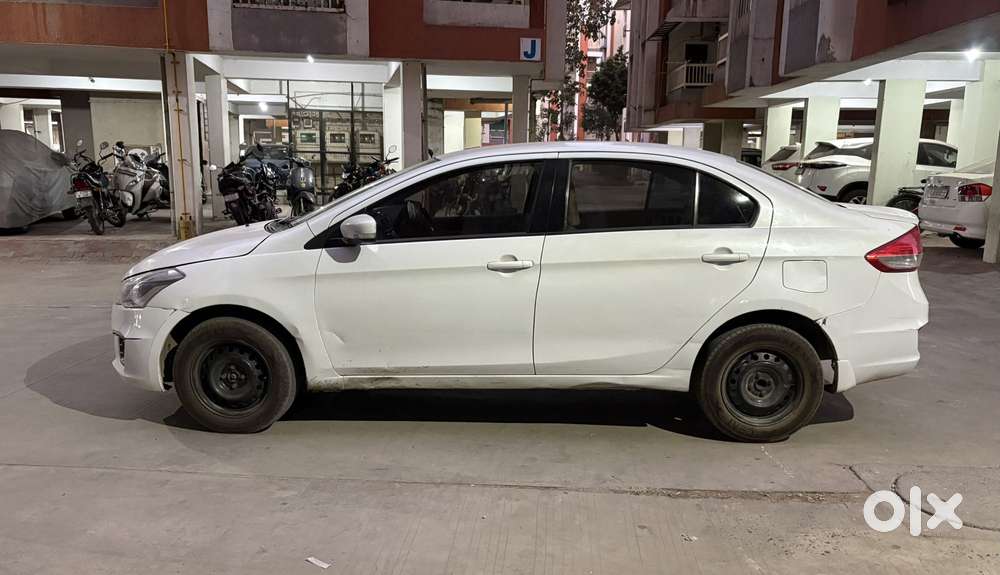 Maruti Suzuki Ciaz 2014-2017 Vxi, 2014, Petrol