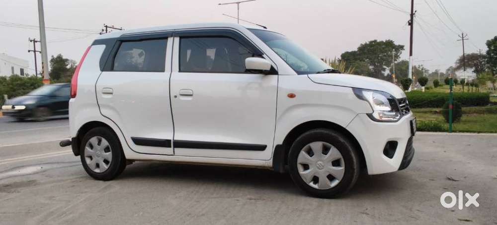 Maruti Suzuki Wagon R Vxi Amt1.2, 2025, Cng & Hybrids