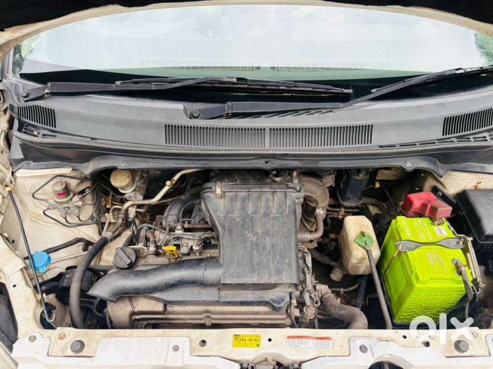 Maruti Suzuki Ritz Vxi, 2011, Petrol