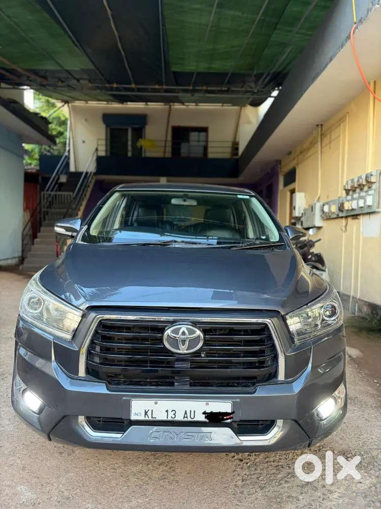 Toyota Innova Crysta 2016