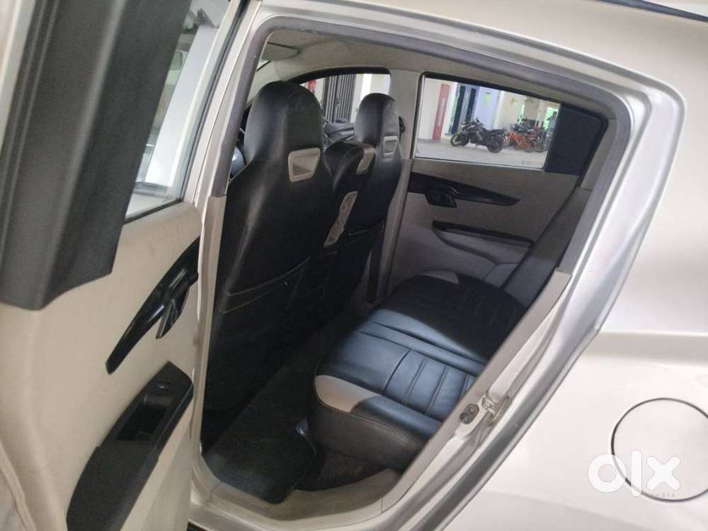 Mahindra Kuv 100 Mfalcon D75 K4 Plus, 2017, Petrol