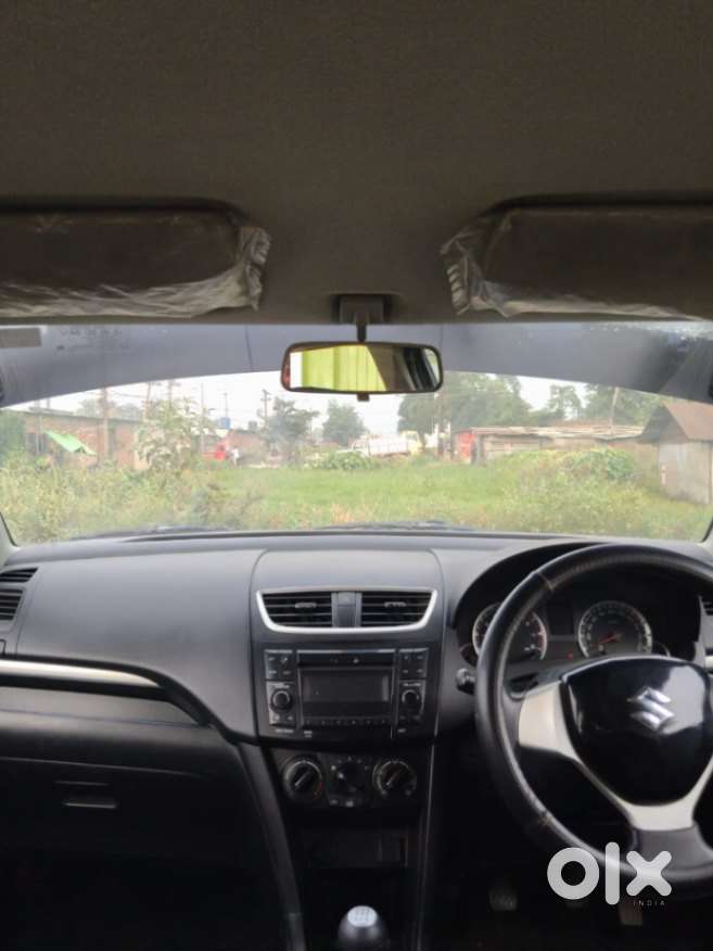 Maruti Suzuki Swift Vxi 1.2 Abs Bs-iv, 2017, Petrol