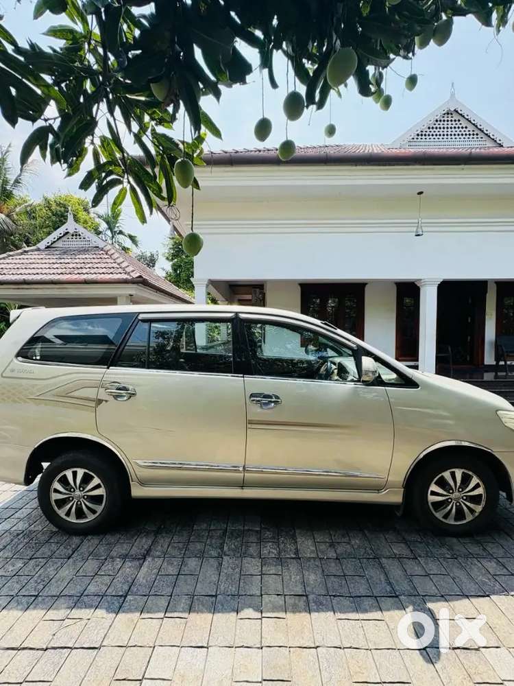 Toyota Innova 2015 Petrol Good Condition