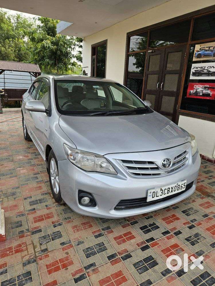 Toyota Corolla Altis G, 2012, Petrol