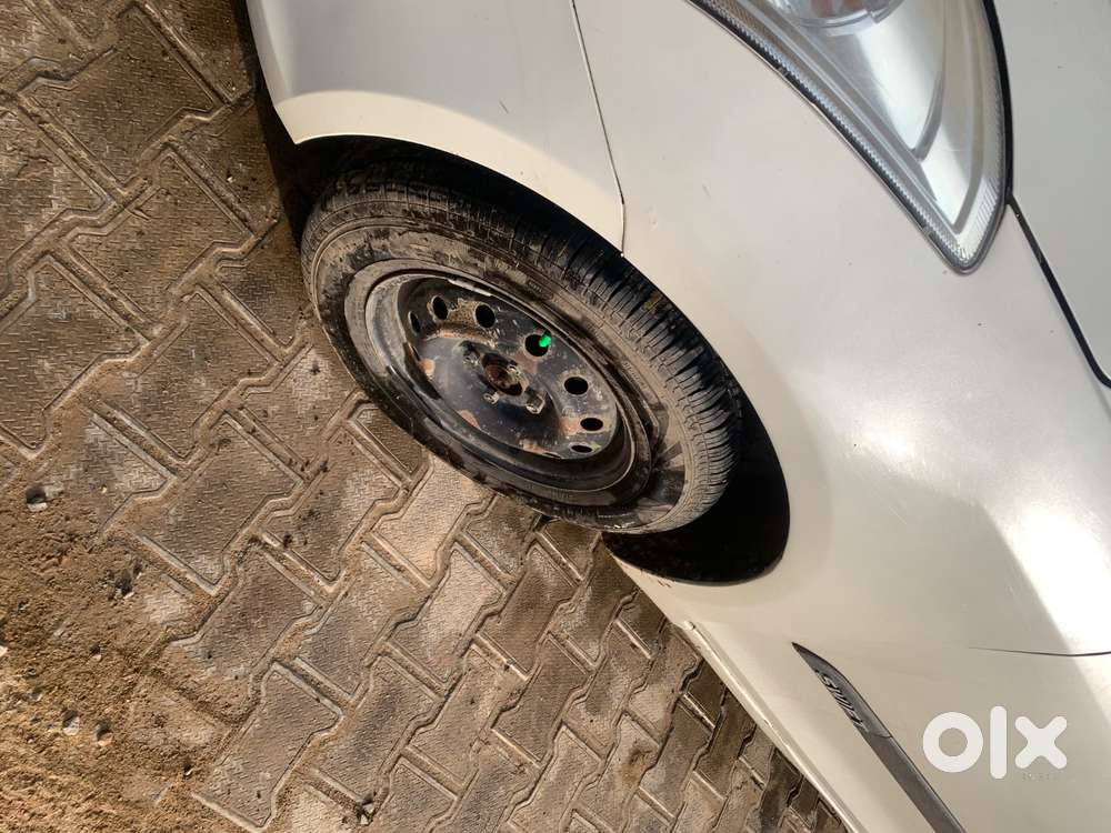 Maruti Suzuki Swift Vxi 2014
