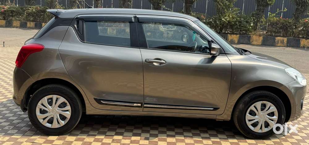 Maruti Suzuki Swift Vxi + Manual, 2023, Petrol