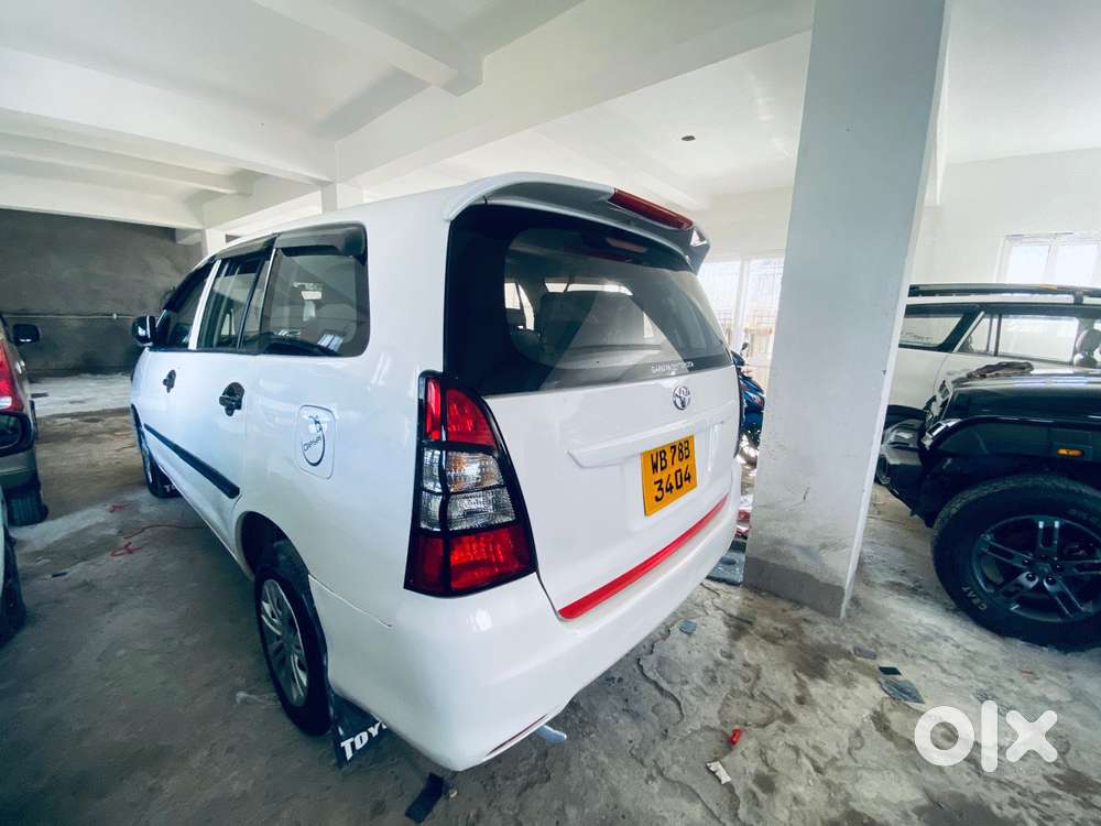 Toyota Innova 2.5 G (diesel) 8 Seater, 2015, Diesel