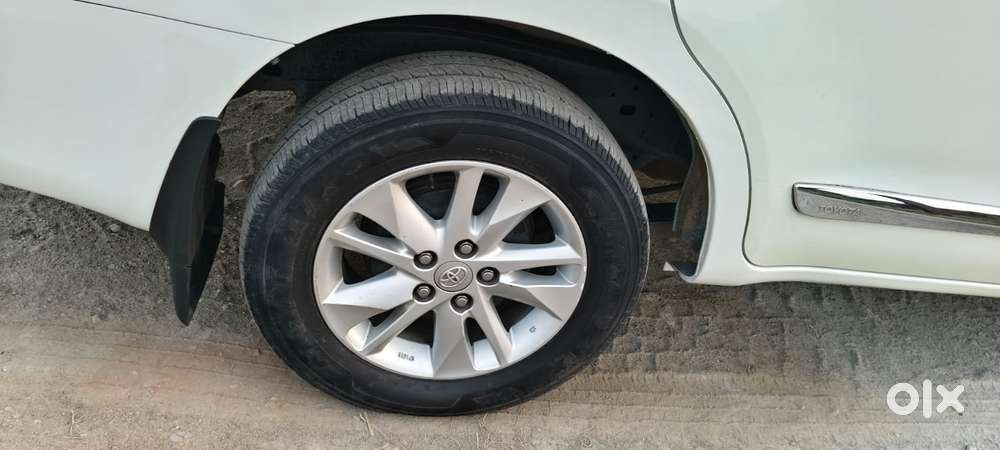 Toyota Innova Crysta 2.4 V, 2020