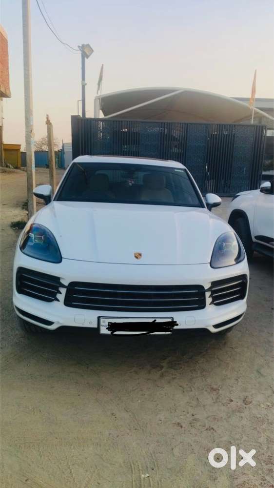 Porsche Cayenne Platinum Edition, 2020, Petrol