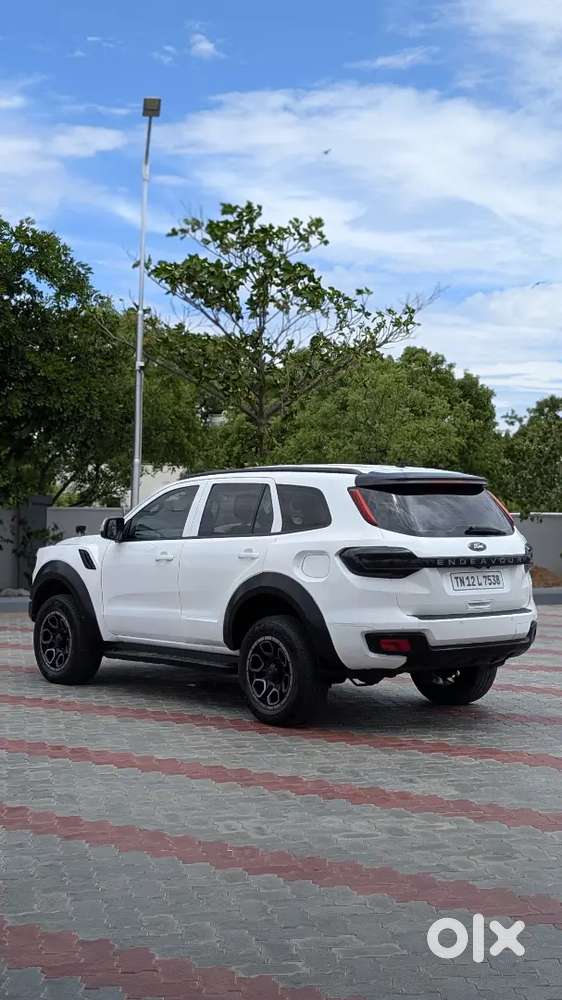 Ford Endeavour( Converted To Ford Raptor) Just 85000 Km Driven