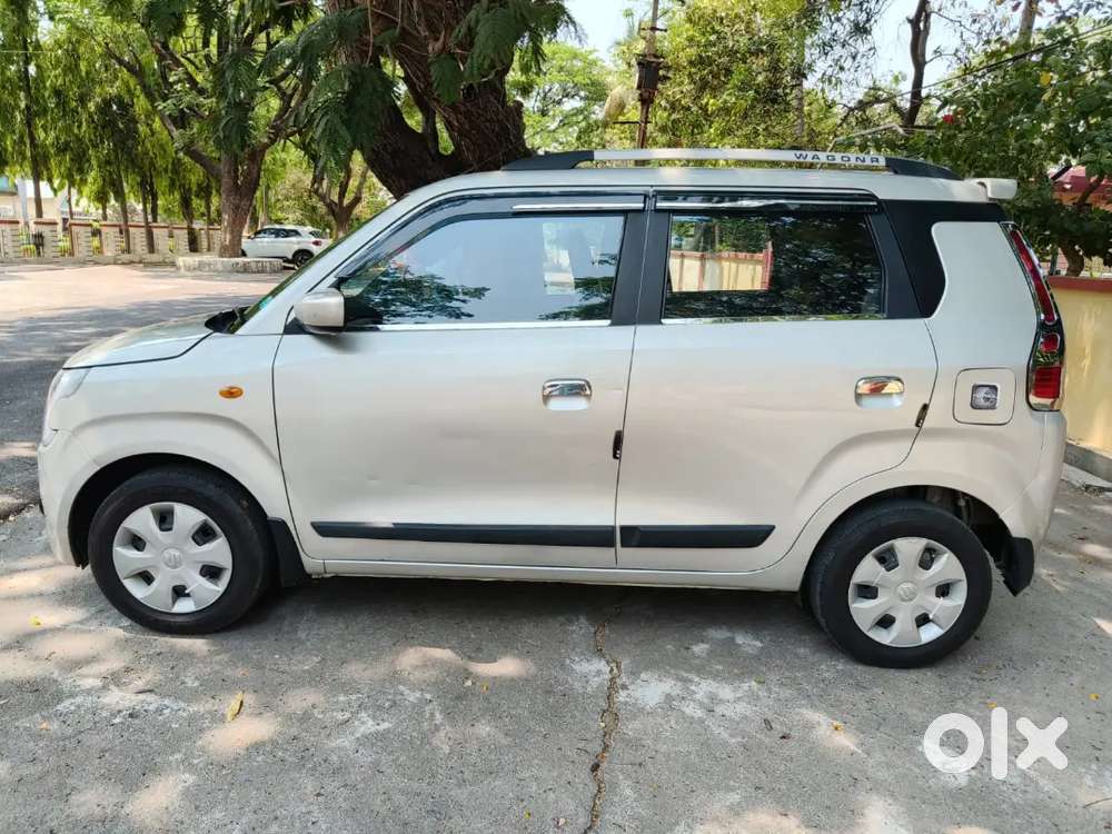 Urjent Sale Zxi Top End 2key Avleble Gd Codtion Silver Silky Metalick