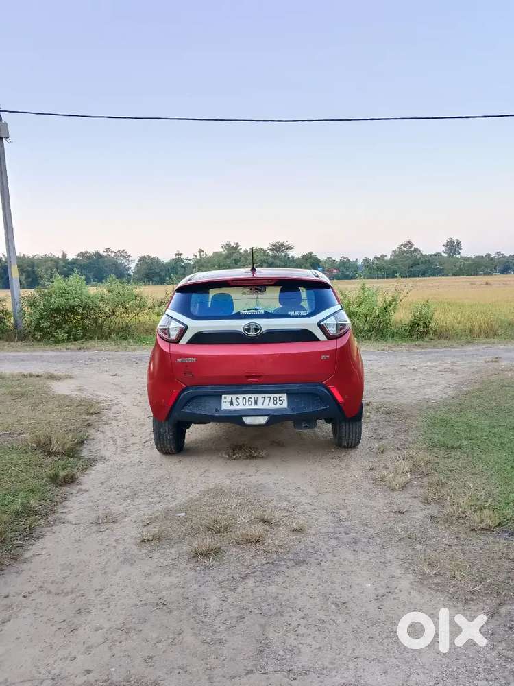 Tata Nexon 2018 Petrol Well Maintained