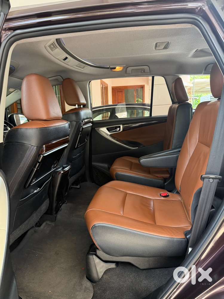 Toyota Innova Crysta 2016 Model