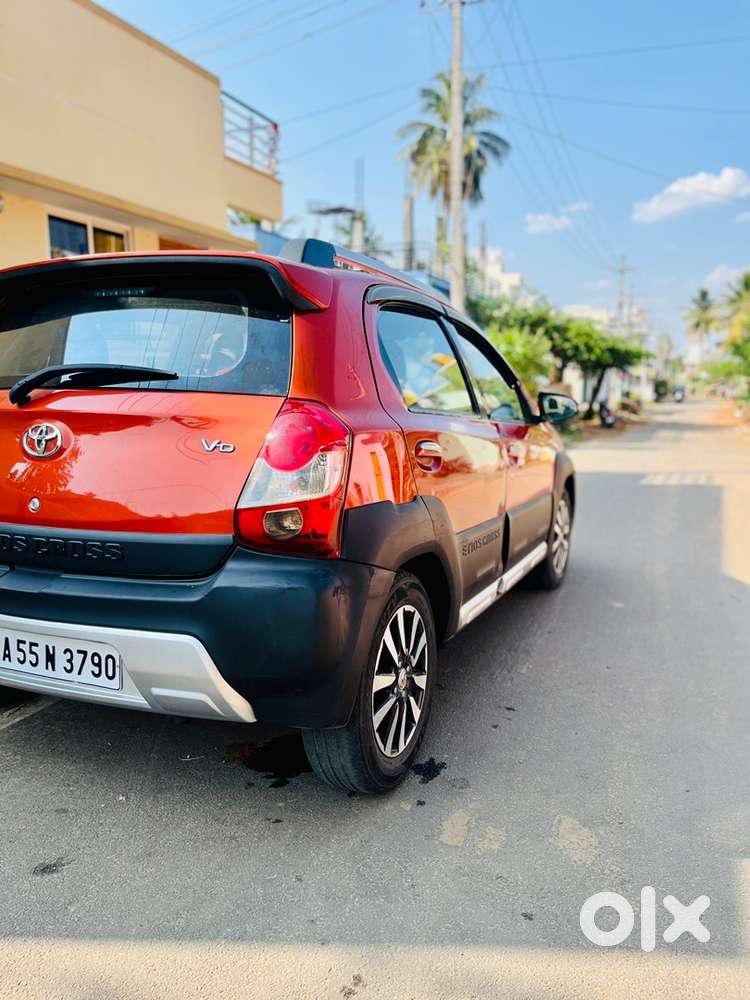 Toyota Etios Cross 2016 Diesel Well Maintained