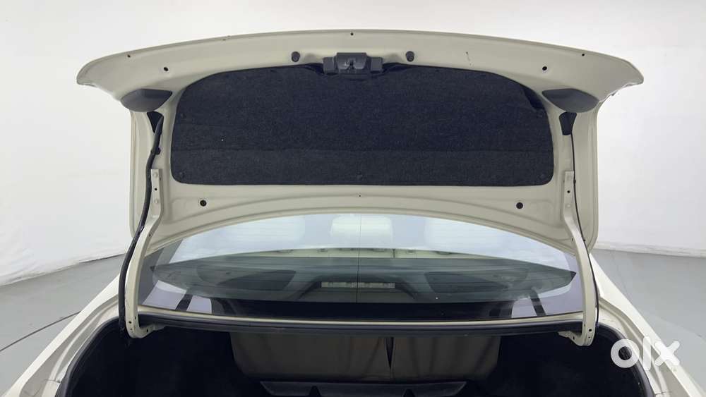 Toyota Corolla Altis 1.8 G, 2013, Petrol