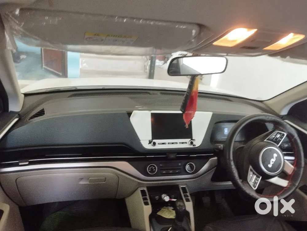 Kia Carens 1.4 Luxury 2025 Manual