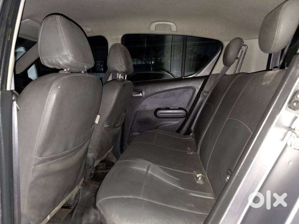 Maruti Suzuki Ritz Vxi, 2011, Petrol