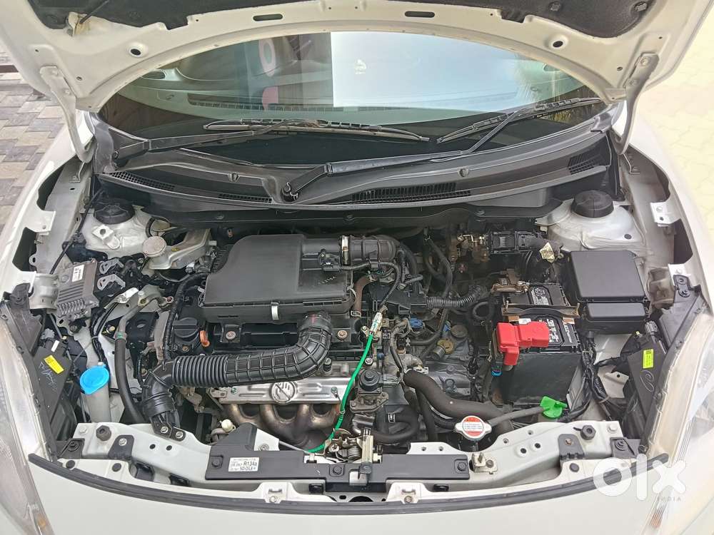 Maruti Suzuki Dzire 1.2 Vxi Cng, 2022, Cng & Hybrids