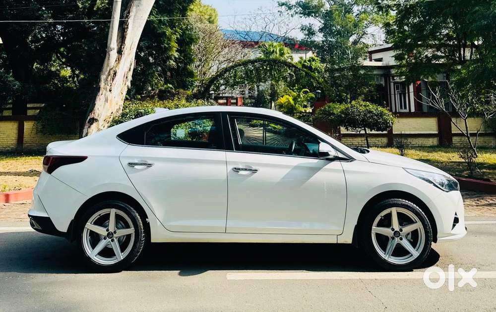 Hyundai Verna 1.5 Sx Petrol Mt, 2021, Petrol