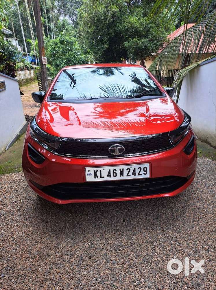 Tata Altroz 1.2 Xe, 2021, Petrol