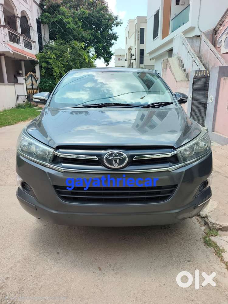 Toyota Innova Crysta 2.4 Gx Mt, 2016, Diesel