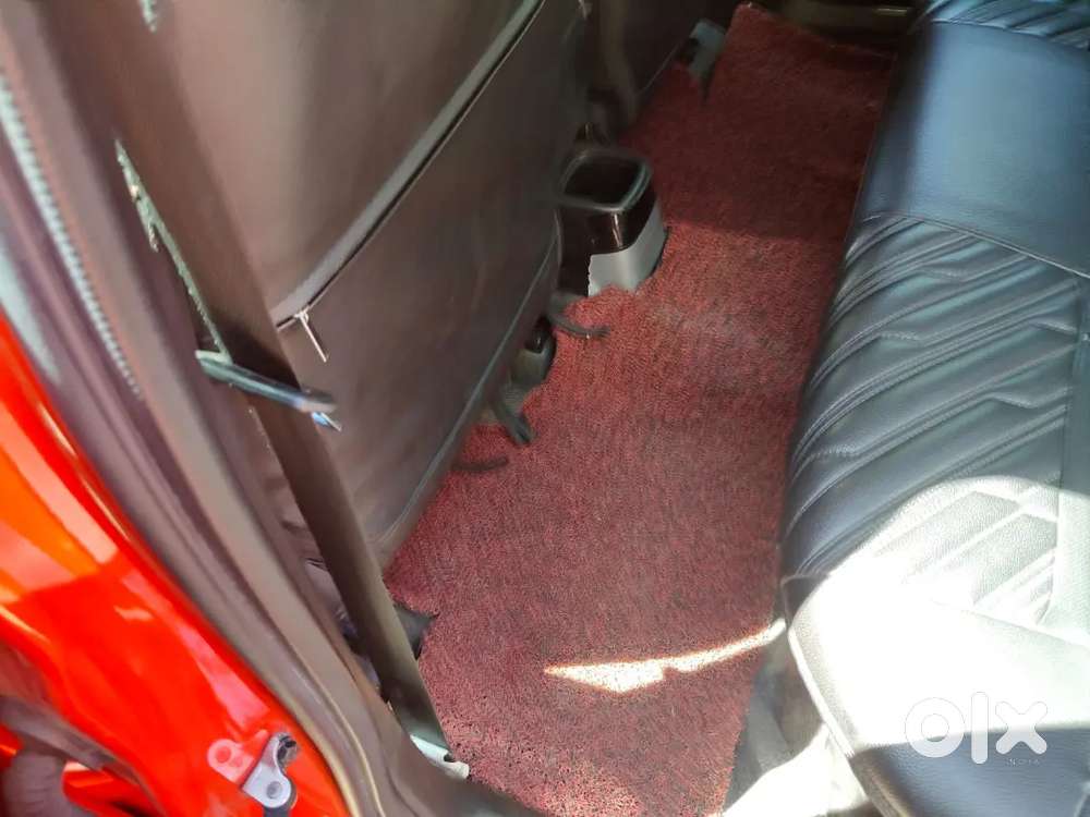 Maruti Suzuki New-gen Swift 2023 Zxi