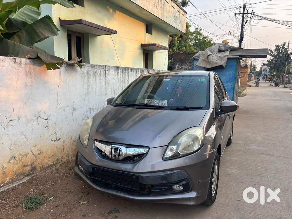 Honda Brio 2014 Petrol Well Maintained