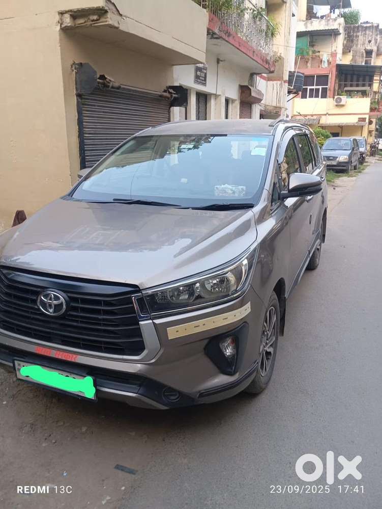 Toyota Innova Crysta 2022