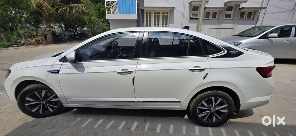 Skoda Slavia Petrol 2023