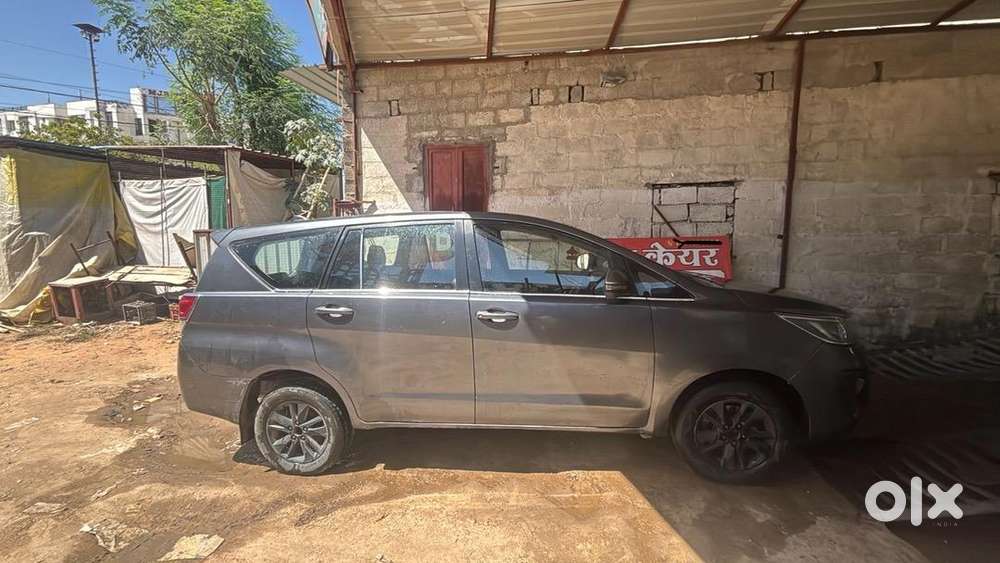 Toyota Innova Crysta 2017 Diesel Well Maintained Loan Service