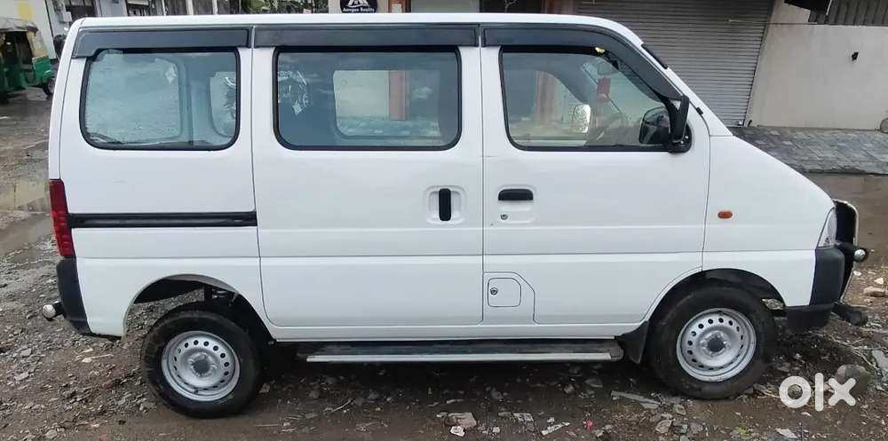 Maruti Suzuki Eeco Smiles 2025