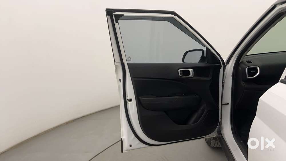 Hyundai Venue Sx Plus Turbo Dct, 2022, Petrol