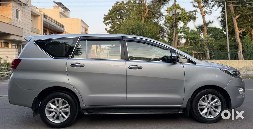 Toyota Innova Crysta 2.8 Gx At 8s, 2020, Diesel